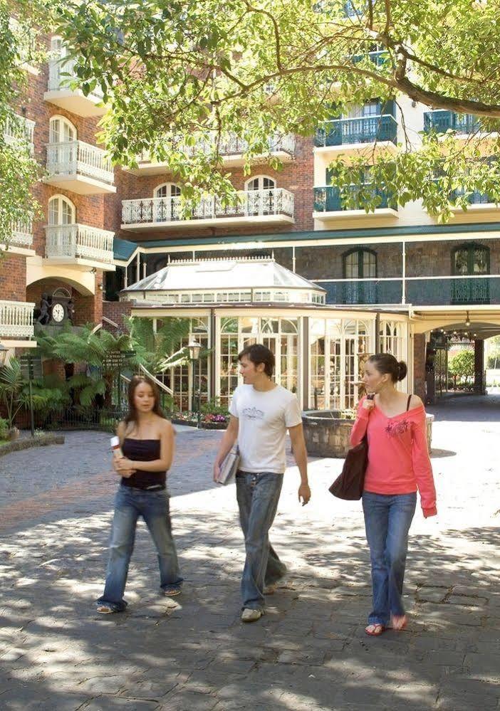 Rmit Village Melbourne Exterior photo